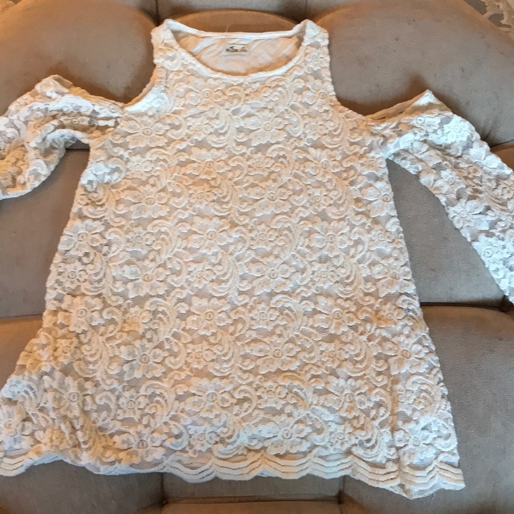 Hollister size xs woman’s lace shirt